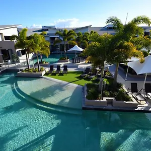 4* Resort 1770 Lagoons Official